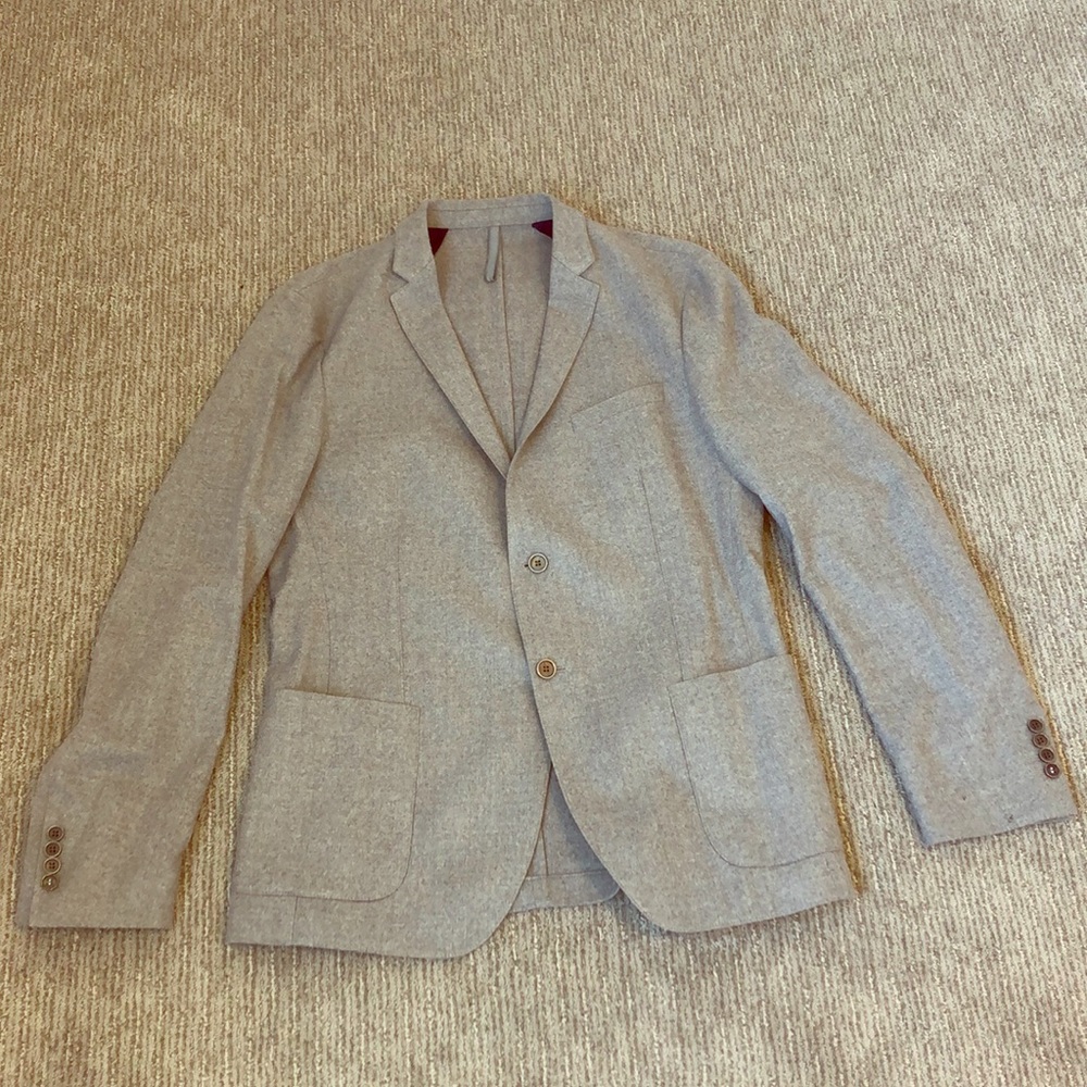 Brand New Light Gray Men’s Sport Coat NWT